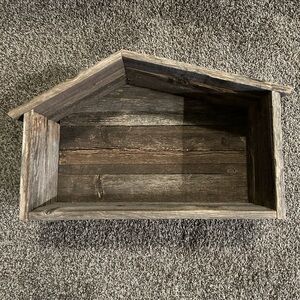 Nativity Manger - Used to display Willow Tree Nativity